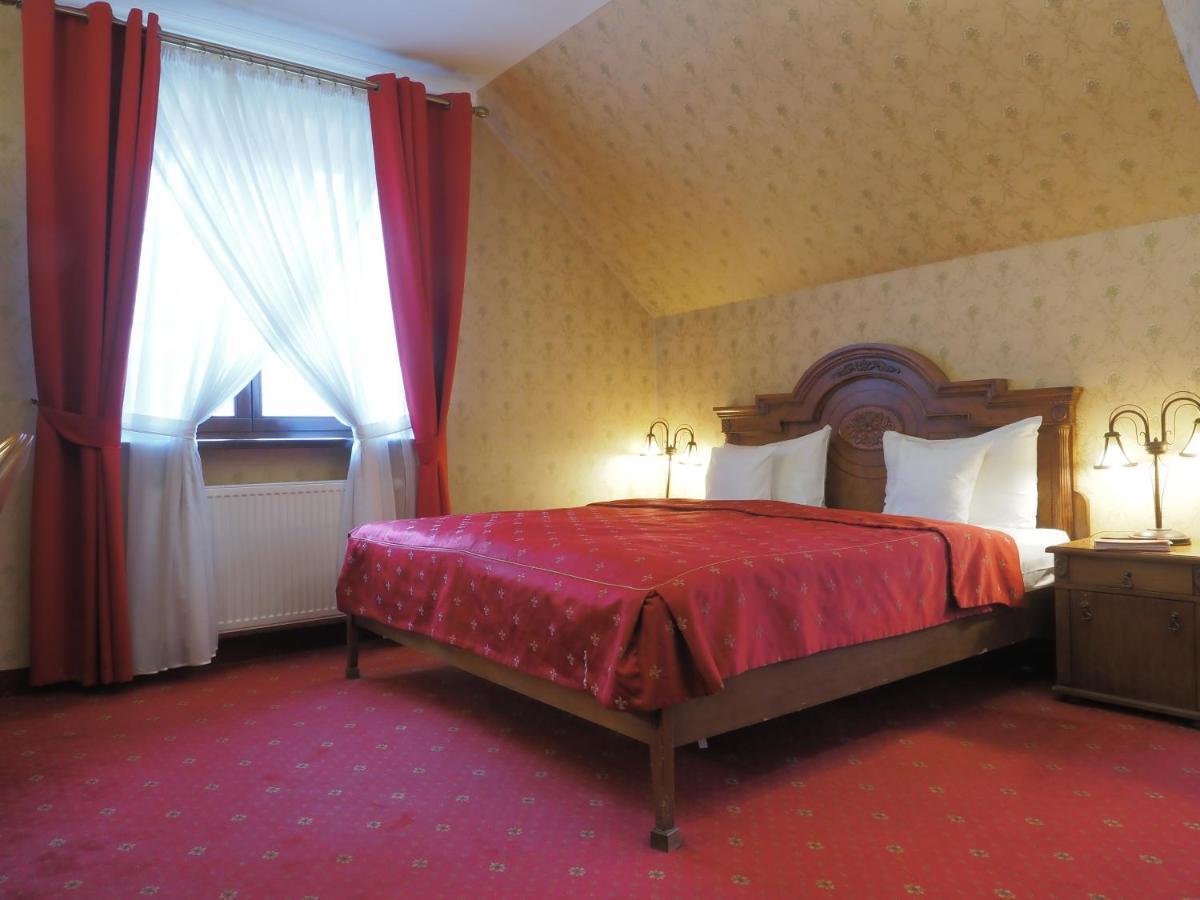 Hotel Sarmata Zespol Dworski Sandomierz Eksteriør bilde