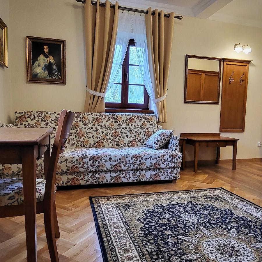 Hotel Sarmata Zespol Dworski Sandomierz Eksteriør bilde